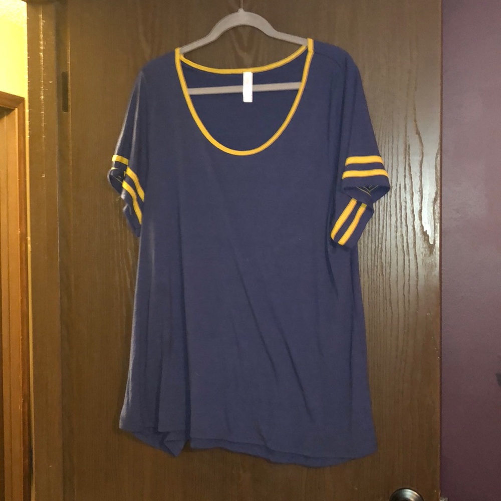 Lularoe perfect t